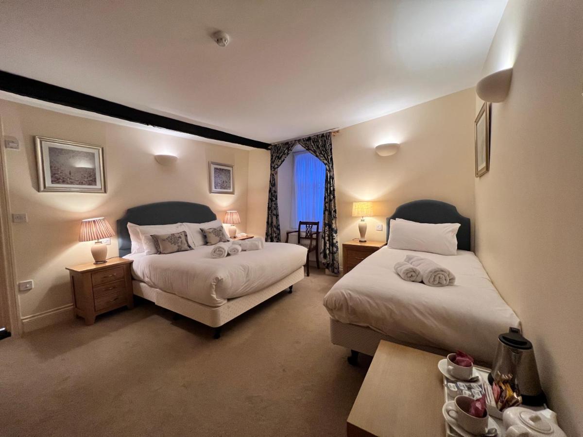 The Royal Lion Hotel ليم ريجيس المظهر الخارجي الصورة