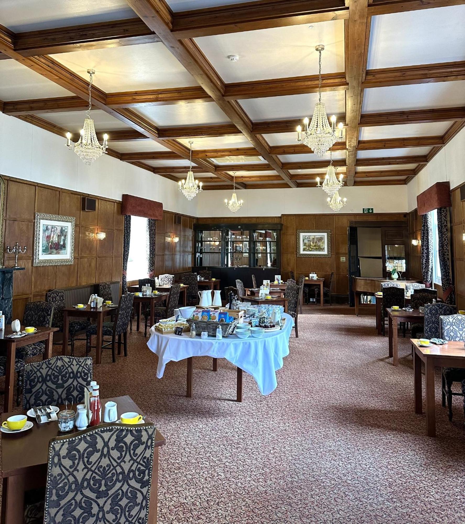The Royal Lion Hotel ليم ريجيس المظهر الخارجي الصورة